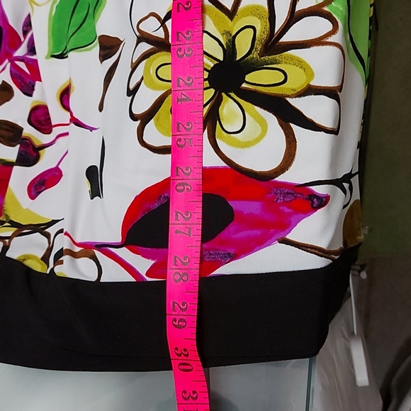 Marallis collection top size large - Picture 6 of 7